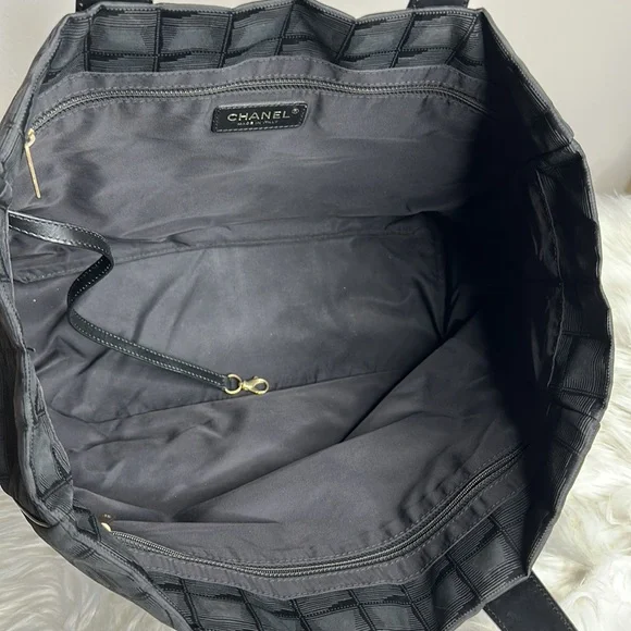 100% Authentic Pre-owned Chanel Nylon Black Tote Bag, 13.5x10x6 - Picture 11 of 16